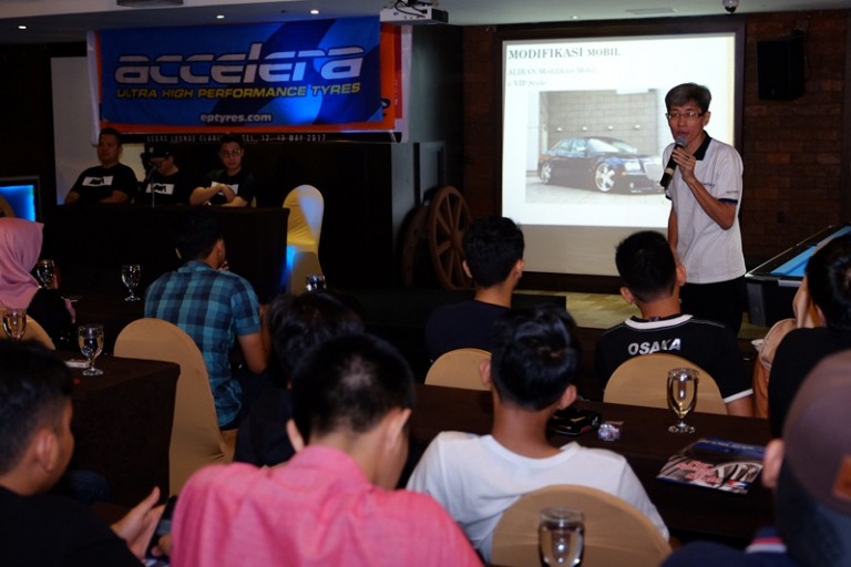 Belajar Modifikasi Sampai Bisnis di Accelera Academia 2017