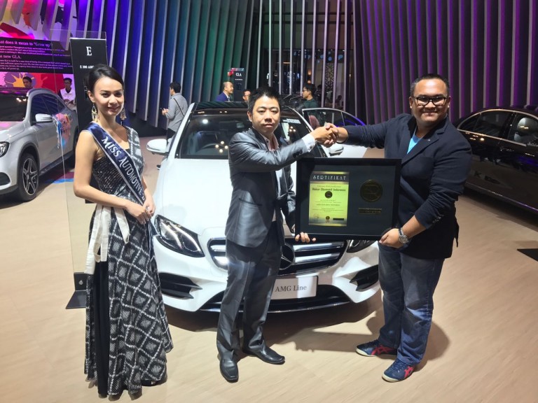 Mercedes-Benz E300 AMG Line CKD Pemegang Rekor Otomotif Indonesia!