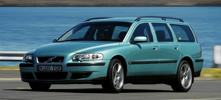 NMAAPedia: Volvo V70R, Varian Wagon Bertenaga Pilihan Para Penyuka Road Trip di Eropa