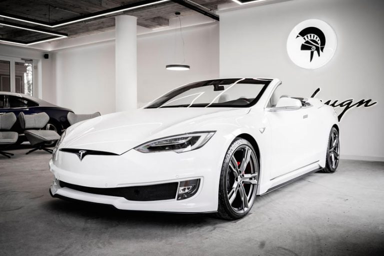 Tesla Model S Tampil Eksotis, Dibuat Khusus Beratap Convertible