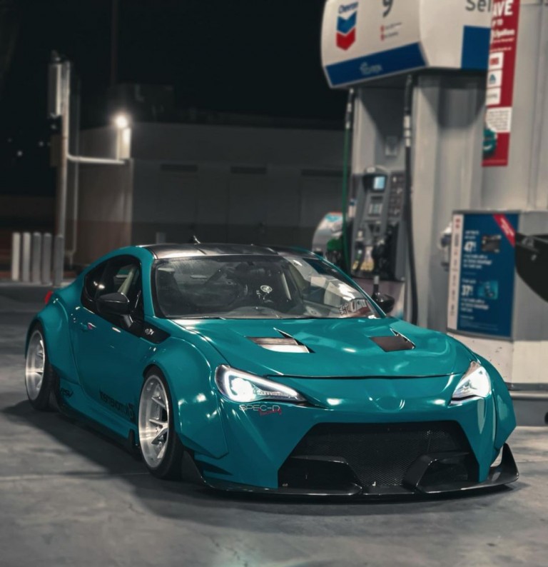 Toyota GT86 dengan Karma Body Kit Tampil Eksotis di Video Klip Kyla Fajardo