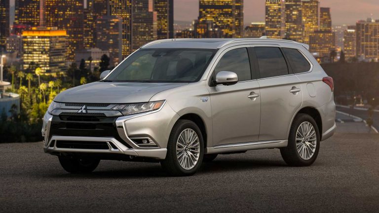 Mesin Mitsubishi Outlander PHEV 2021 Terungkap, Lebih Bertenaga dan Efisien