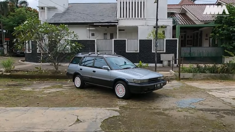 Super Langka, Toyota Sprinter Carib 4WD Berpenampilan Segar Luar Dalam  