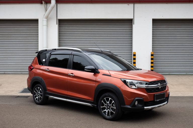 Banjir Hadiah Pembelian Mobil Suzuki: dari Iphone, MacBook hingga Logam Mulia