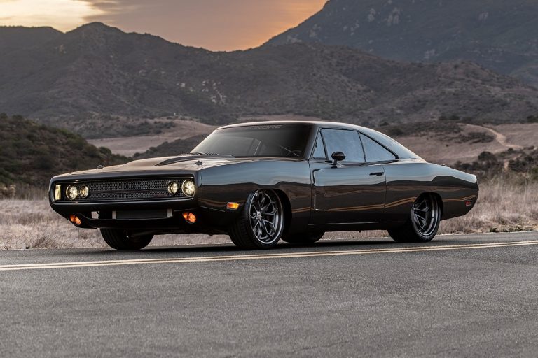 Lawas tapi Ganas, Modifikasi Dodge Charger 1970 Racikan SpeedKore Ini Capai 1.000 HP!