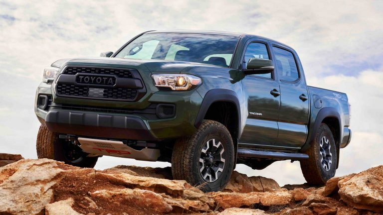 Fitur Safety Sense di Kaki-kaki Toyota Tacoma, Bikin Off-road Makin Tenang
