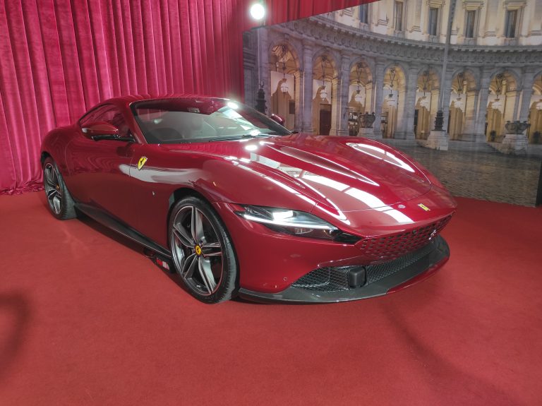 Ferrari Roma: Model Ikonik Legenda Grand Touring Ferrari, Nyaman Dipakai Harian
