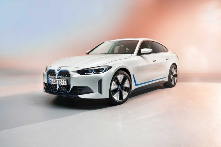Gempur Hegemoni Tesla Model 3, BMW Percaya Diri Hadirkan Varian BMW i4