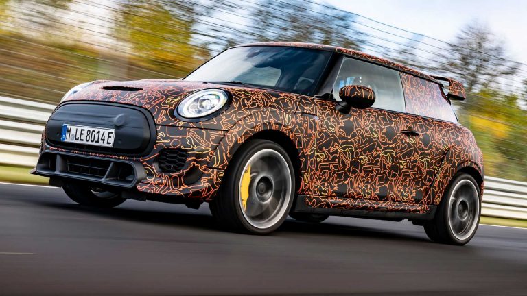 Mini Cooper EV Dirumorkan Hadir Dalam Versi John Cooper Works, Lebih Bertenaga?