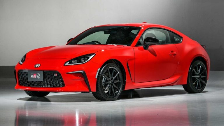 Toyota GR 86 2022 Dikenalkan ke Publik, Begini Tampilan Barunya