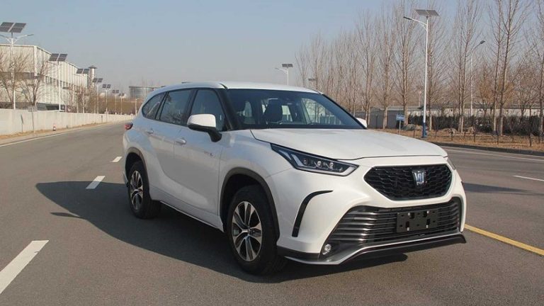 Terungkap, Toyota Crown Berubah Jadi Mobil SUV di China