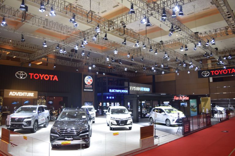 Konsep Total Mobility Solution Toyota Sukses Meraih Perhatian Pengunjung IIMS Hybrid 2021