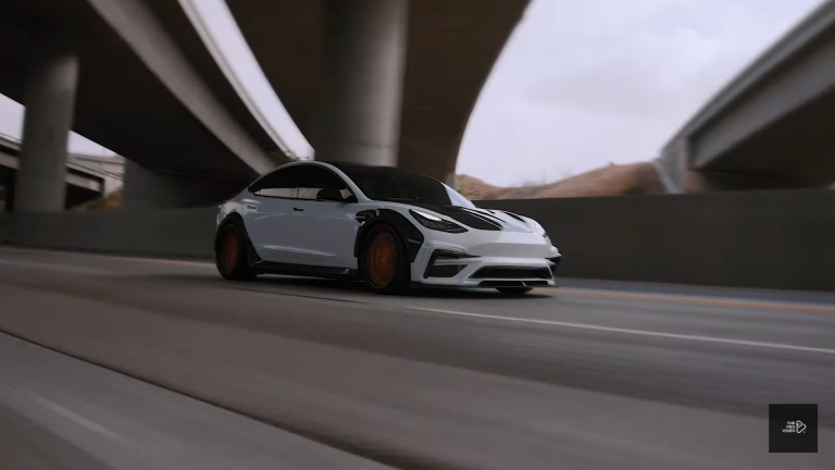 Paras Agresif Modifikasi Tesla Model 3, Pasang Wide Body Kit dan Velg Lebar