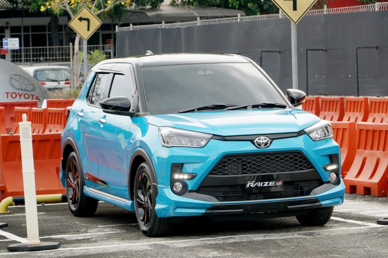 Dibanderol Harga Rp 219,9 – 265,9 Juta, Ini Fitur Unggulan dan Performa Toyota Raize