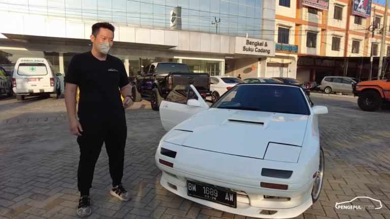 Diklaim Hanya 1 Unit di Indonesia, Ini Dia Mazda RX-7 FC3C Beratap Convertible
