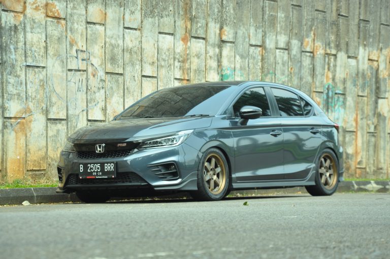 Modifikasi Honda City Hatchback RS: Ingin yang Pertama Kalinya Tampil Beda