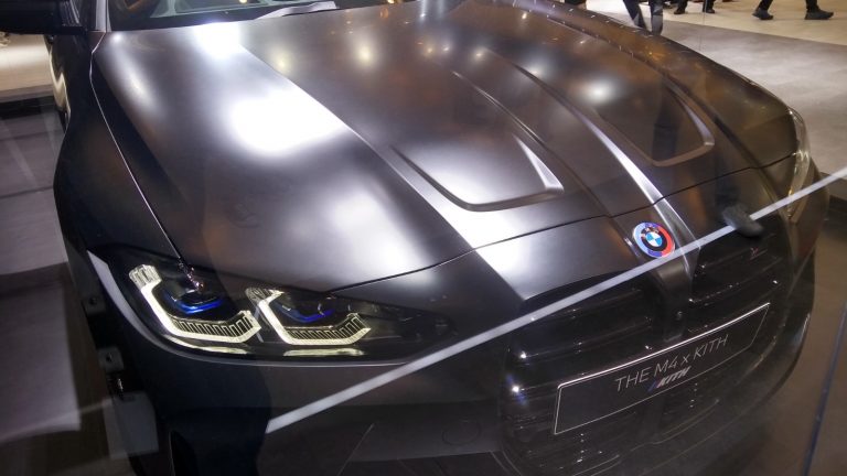 Tampil Agresif Serba Hitam, Ini Dia M4 Competition dari Kolaborasi BMW x KITH di GIIAS 2021