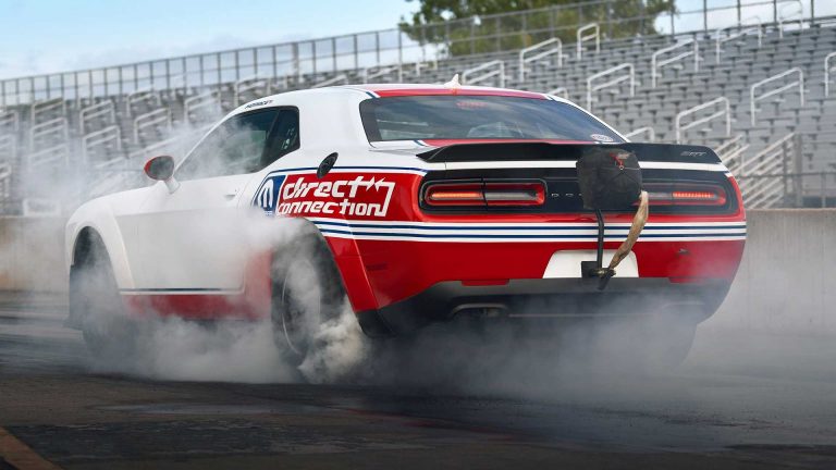 Dodge Rilis Paket Upgrade Mesin Bertenaga 885 HP Khusus SRT Helllcat dan Hellcat Redeye