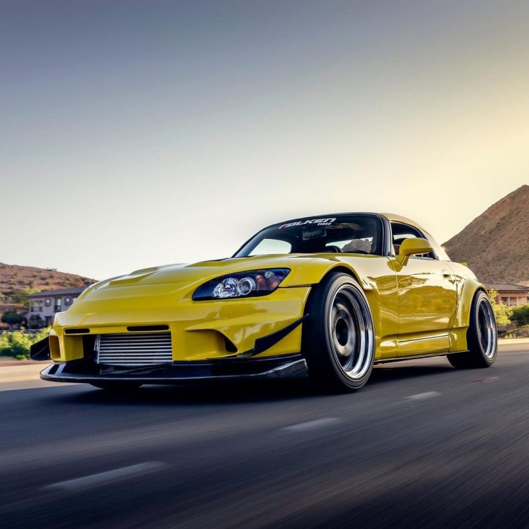 Honda S2000 Tampil Eye Catching, Pasang Wide Body Plus Kaki-kaki Stance