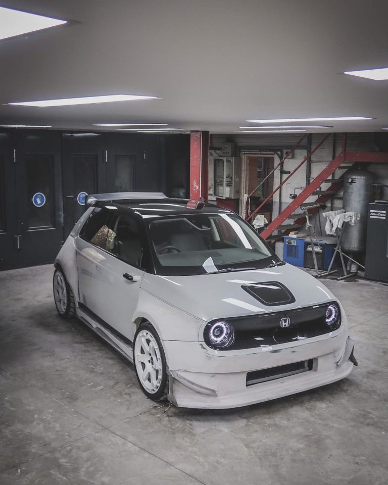 Honda E Kental Aura Street Racing, Ekspos Bodi Agresif dan Meaty Fitment