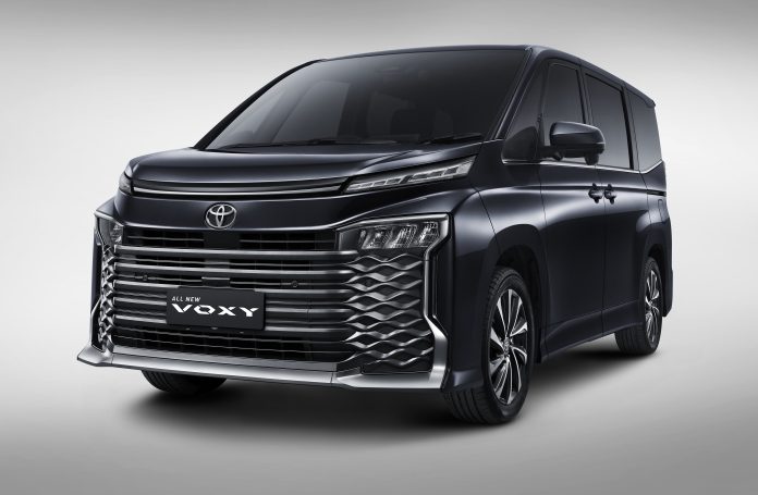 Toyota All New Voxy Hadir dengan Platform TNGA dan Mesin Terbaru 2