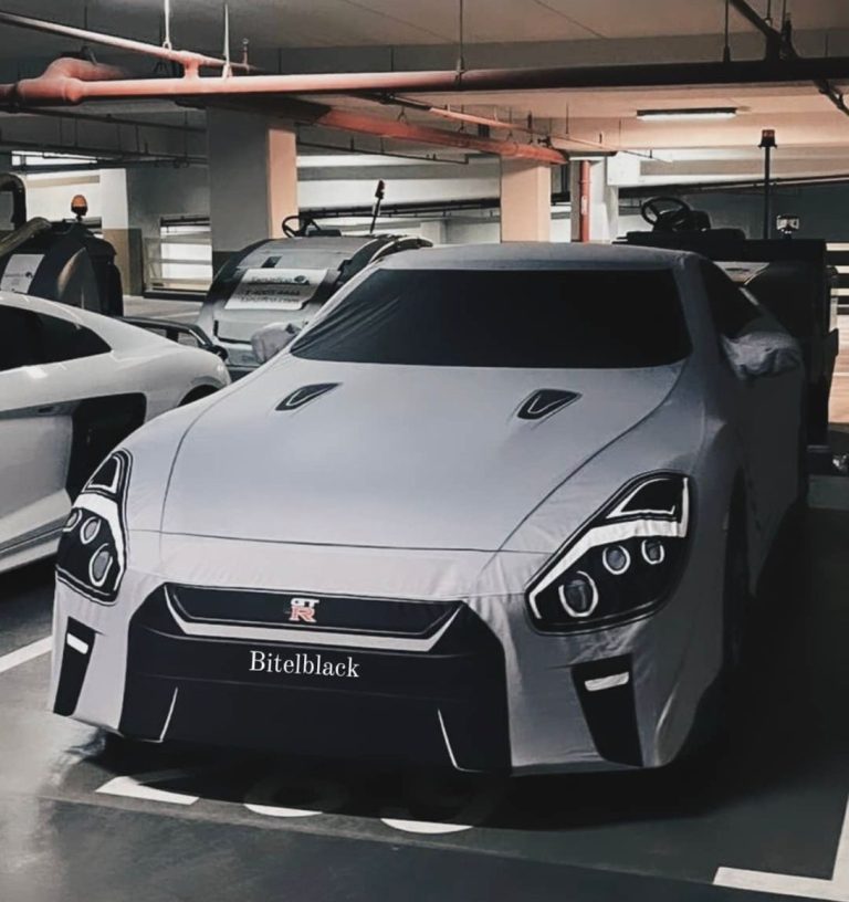 Bitelblack Custom Car Cover: Sarung Penutup Mobil yang Bisa Dipersonalisasi