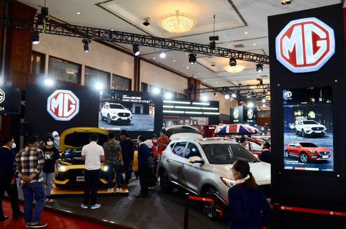 Booth MG di Jakarta Auto Week 2