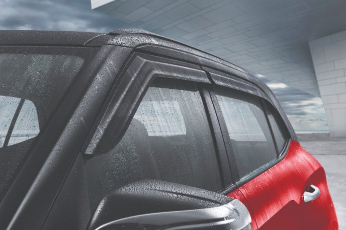 (1) Hyundai Genuine Accessories - Door Visor