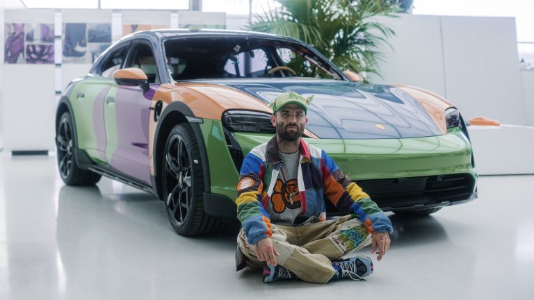 Porsche Taycan 4 Cross Turismo Tampil Eye Catching Kreasi Sean Wotherspoon
