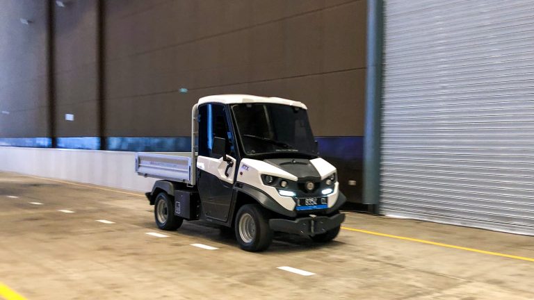 Begini Rasanya Mobil Listrik Industri Rp 1,2 Miliar