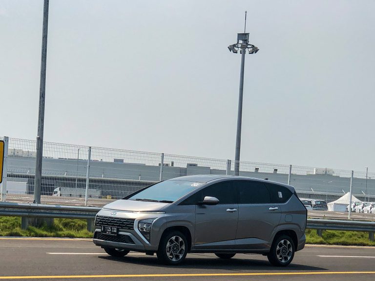 Hyundai Stargazer Disematkan Fitur Lengkap, Harga Jual Mobil Bikin Khawatir Para Rival