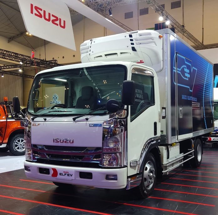 Isuzu Elf EV Ulti pics 1 (1)