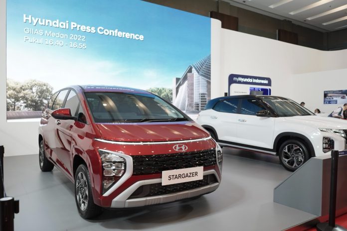(1) Hyundai STARGAZER GIIAS Medan 2022