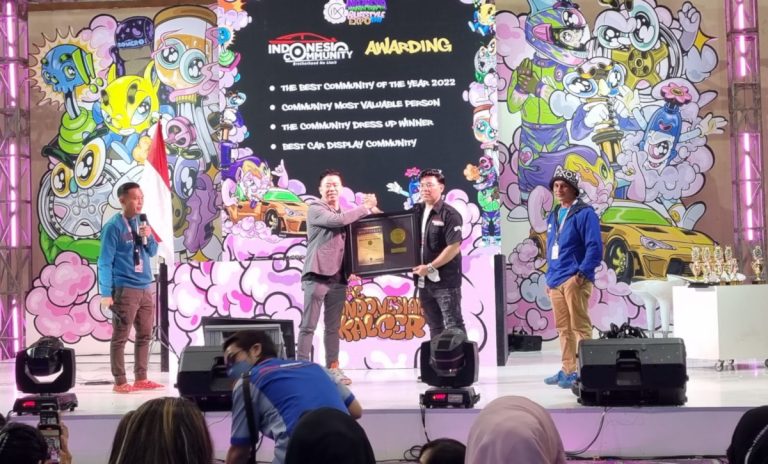 Rekor Otomotif Indonesia Berikan Penghargaan Kenduri Otomotif Nasional Terbesar untuk Indonesia Community