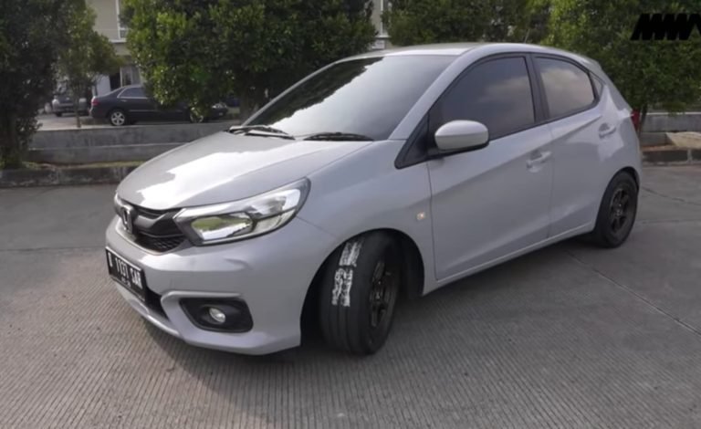 Modifikasi Simpel Eksterior Honda Brio, Kembali Bugar Pakai Jubah Nardo Grey
