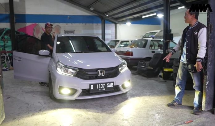 Lumens Light Bandung Lampu Honda Brio (4)