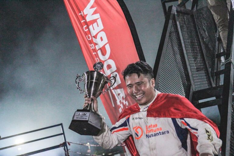 Awal Karir Emmanuelle Adwitya Amandio, Ikut Trek-trekan Sampai Torehkan Prestasi di Ajang Drift Internasional