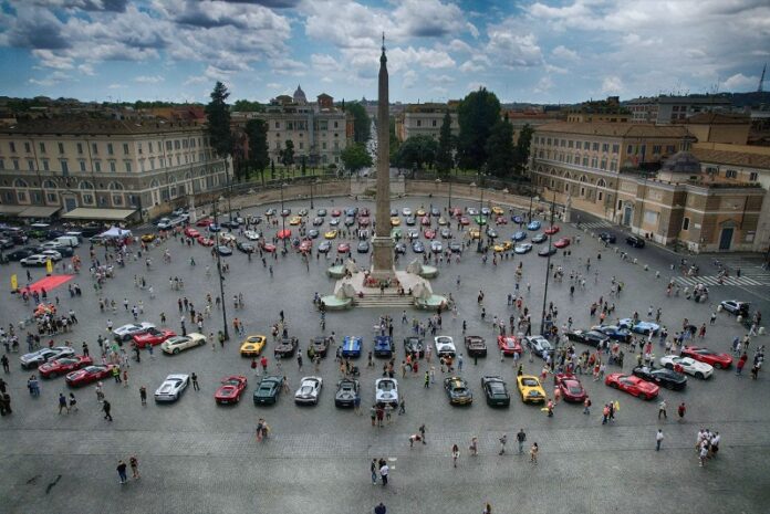 Cavalcade_Roma_ rsz