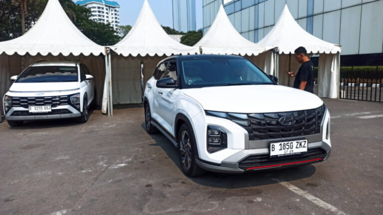 Pengunjung OLX IMX 2023 Bisa Test Drive Mobil Hyundai Secara Gratis