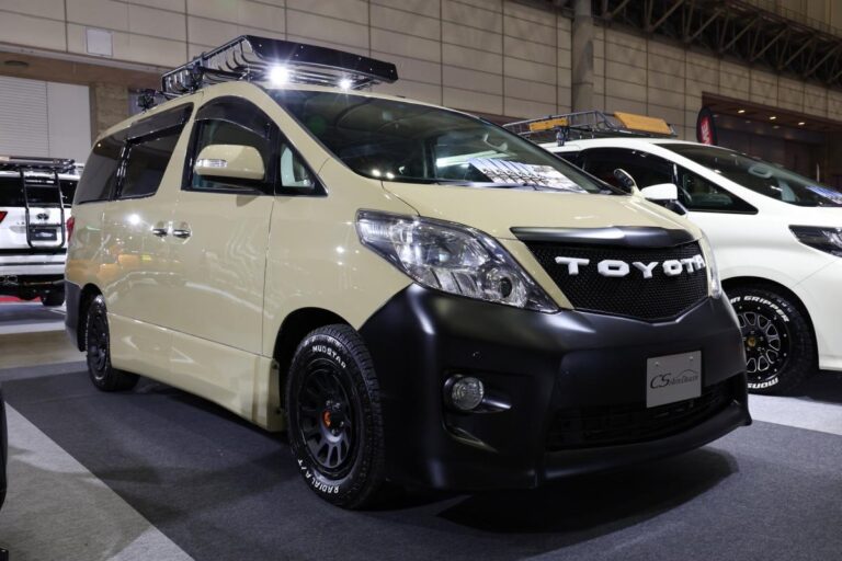 Toyota Alphard Rajin Adventure, Disematkan Part Off-Road Plus Kaki-kaki Jinjit