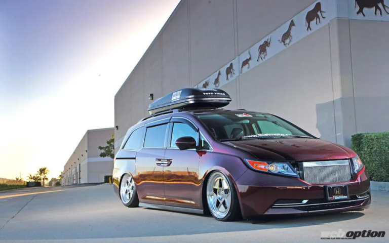 Kamuflase Honda Odyssey ‘Kalcer’ Buat Antar-Jemput Anak Sekolah, Senang Gerus Aspal