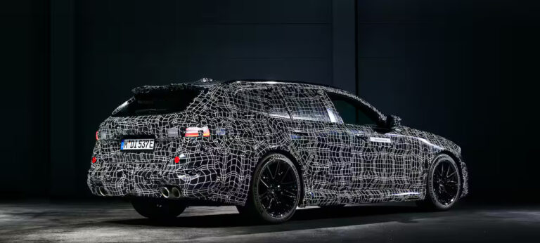BMW M5 Touring 2025 Segera Masuk Jalur Produksi, Amerika Utara Dapat Giliran Pertama