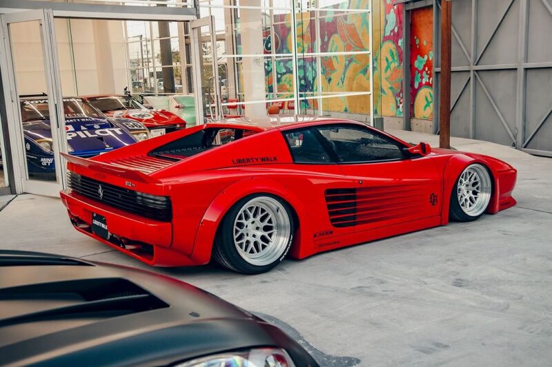 Liberty Walk Tawarkan Ferrari 512TR Berjubah Body Kit LB-Works, Harga ...