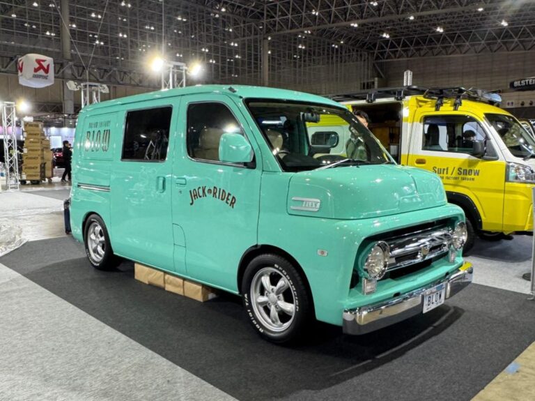 TAS 2025: Begini Penampakan Daihatsu Gran Max Berwajah Pikap Amerika Klasik Bikinan Blow