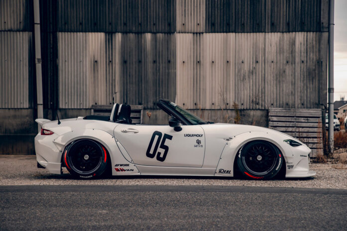 LB WORKS MAZDA MX-5