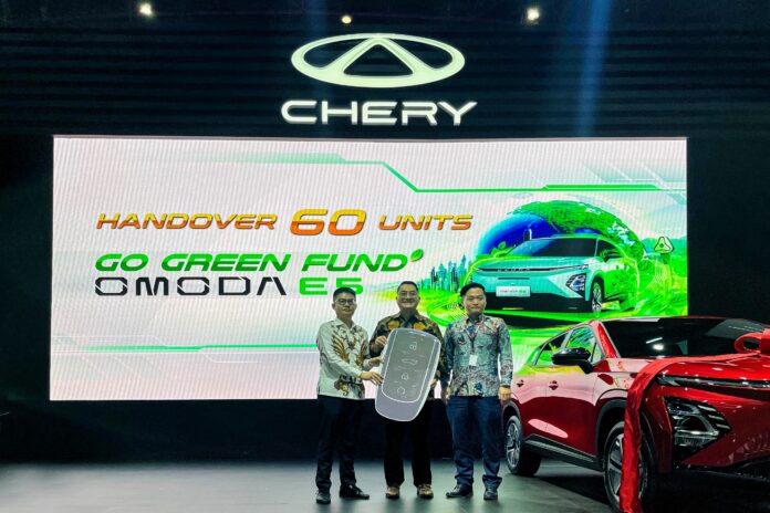 Bank BSI resmi menjadi konsumen fleet Chery OMODA E5 di Indonesia (3)