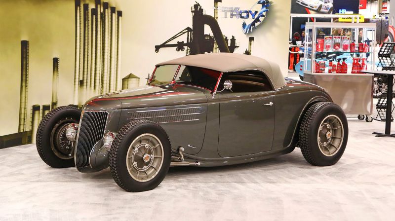 Troy Trepanier Dan Ford Roadster 1936 Sabet Gelar Tertinggi SEMA Battle of the Builders 2025