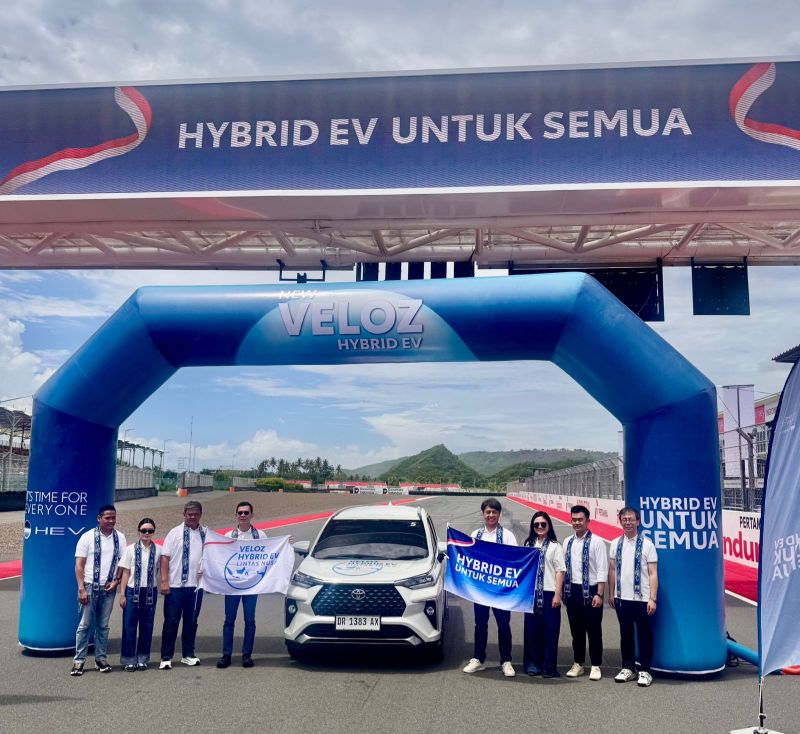 Toyota Mulai Ekspedisi Veloz Hybrid EV Lintas Nusa 2025, Buktikan Ketangguhan Teknologi Hybrid
