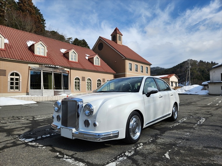 Mitsuoka Ryugi Final Edition Meluncur, Sedan Retro Jepang Ini Jadi Penutup Produksi dan Hanya 20 Unit!