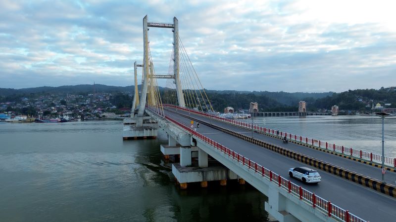 rsz Veloz Hybrid EV Lintas Nusa 2.0 Memulai Petualangannya di Sulawesi